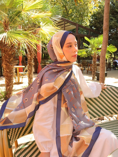 Nura Desen Medine İpeği Şal