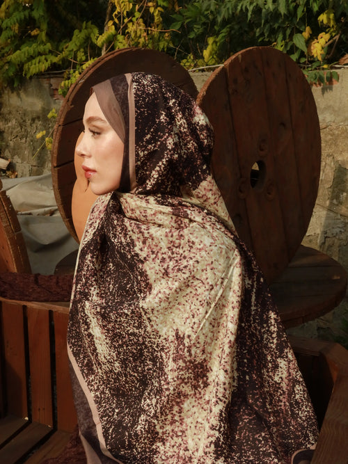 Sahira Desen Lina Şal