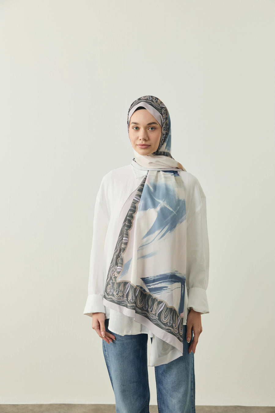 Tribal Desen Medine İpeği Şal
