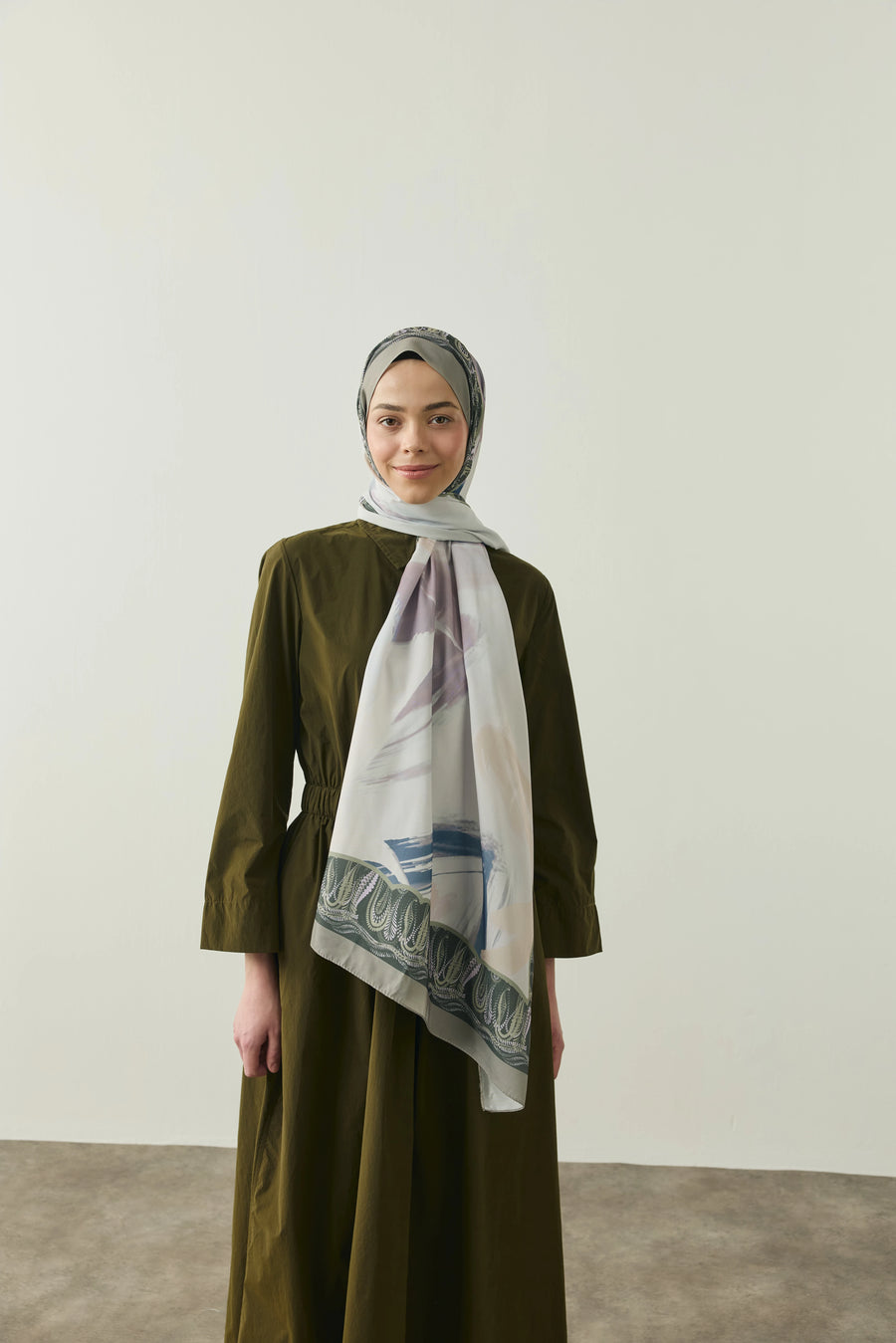 Tribal Desen Medine İpeği Şal