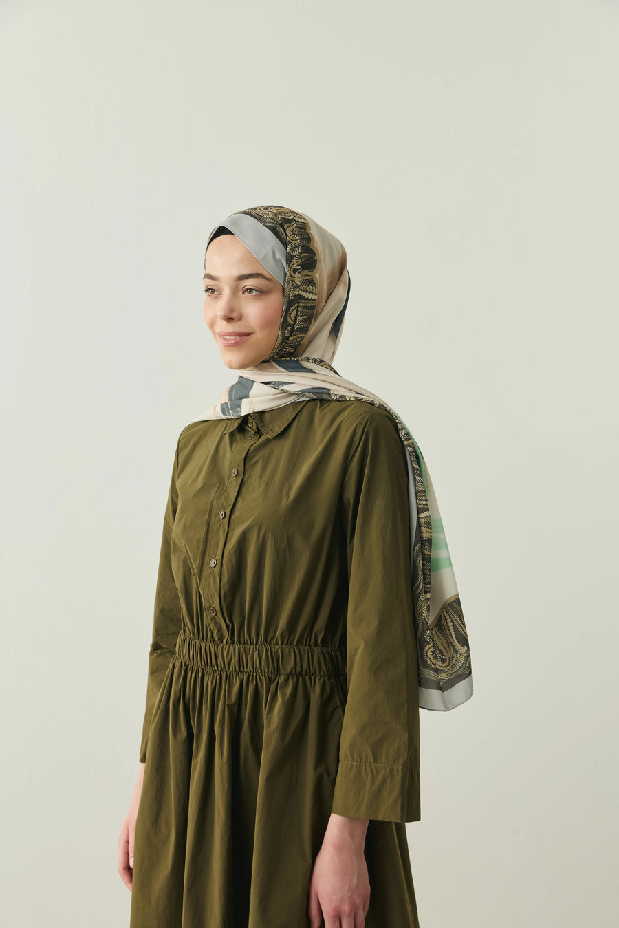 Tribal Desen Medine İpeği Şal