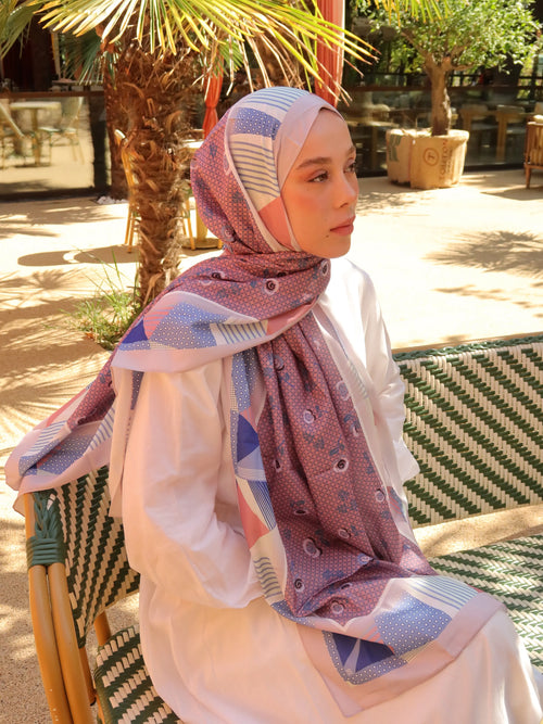 Nura Desen Medine İpeği Şal