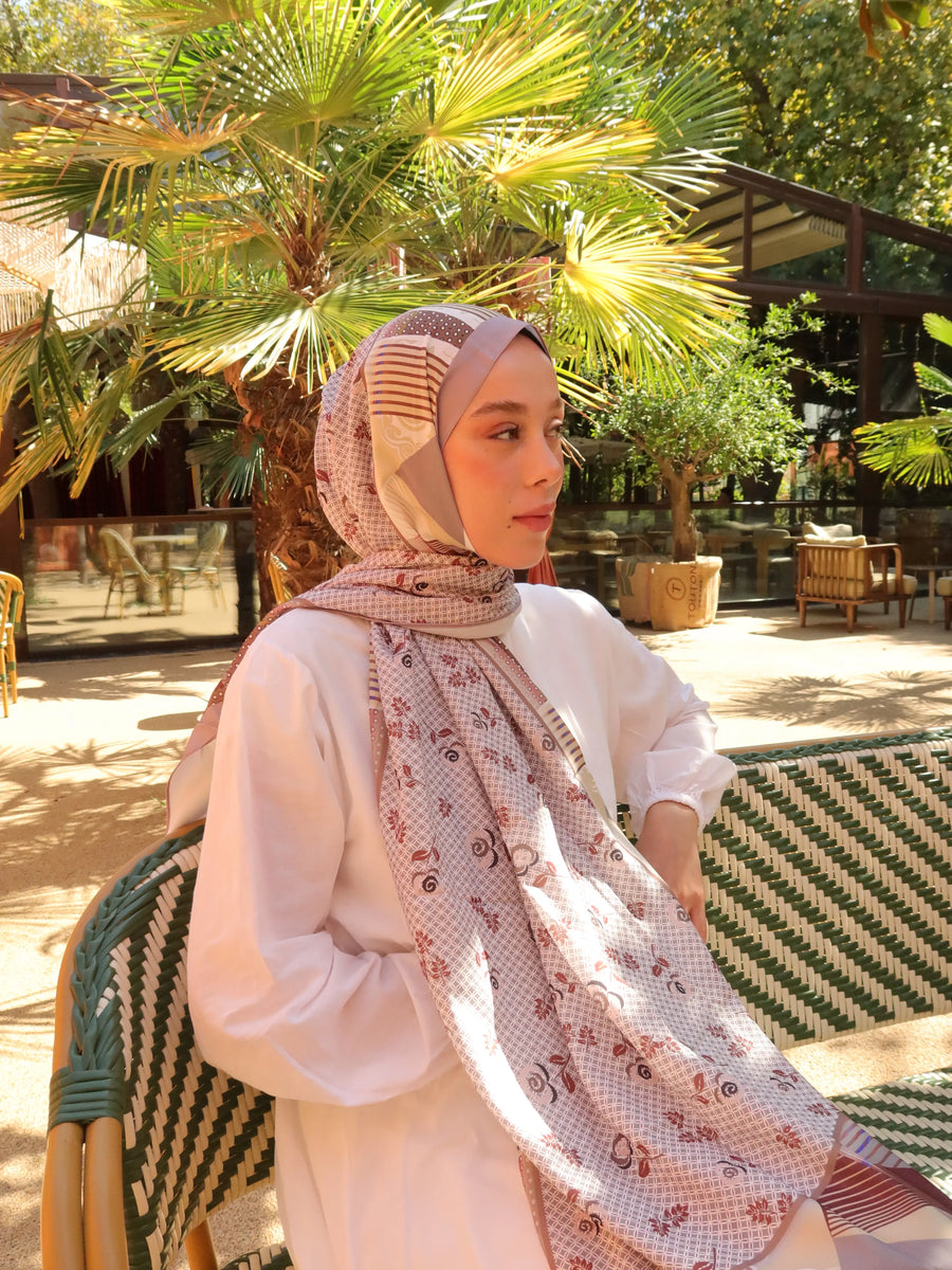 Nura Desen Medine İpeği Şal